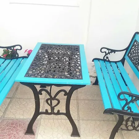 Apartment Mikis *