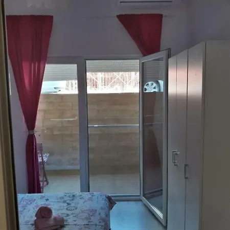 Mikis Apartment