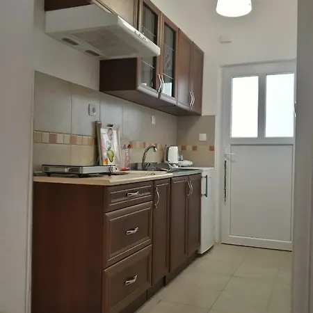 Mikis Apartment
